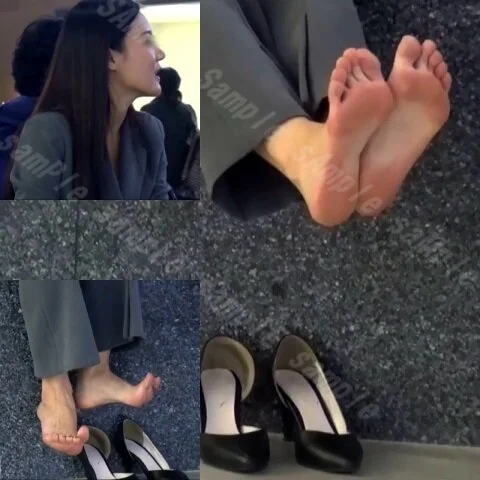 【フルHD動画】ショップ店員の真冬の素足パンプス脱ぎ2