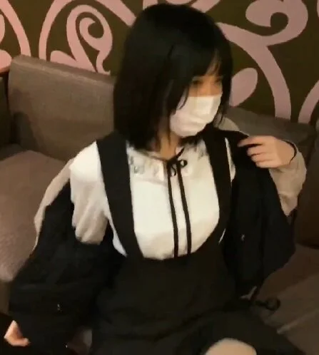 【個人撮影】知り合ったばかりのJDをホテルに連れ込んでハメ撮り 生ハメ 中出し