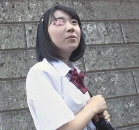 笑顔がキュートな彼女とセックス