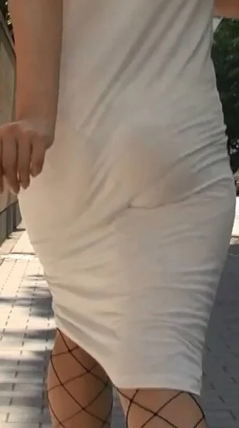 Eさんパート2 パンティーライン 透け 尻