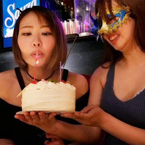 【ハプニングバー×大乱〇】出産祝いにハプバーへ行ってみんなから乱〇プレゼント