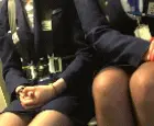 ■フルHD動画■CA対面撮り!テカるパンスト美脚をじっくりと