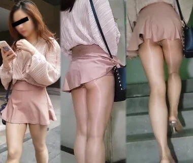 【フルHD】パンスト美脚!階段でミニスカめくれあがって