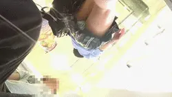 ミニスカ制服美■■を逆さ撮り!階段でバレても笑って許してくれたので調子乗って■■