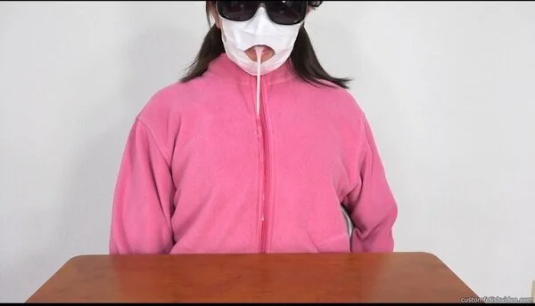 唾液フェチ 女性の臭そうなヨダレAV