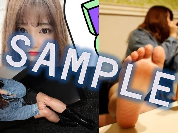 りえちゃん(18)の足写真集