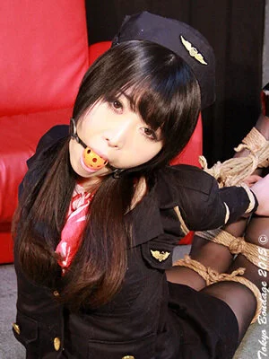着衣■■&猿轡フェチ動画 [IC26 ■■隷嬢 囚われのキャビンアテンダント 菜