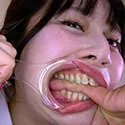 衝撃!奥歯で指を噛むところが丸見えのスペシャル噛みつき!【優梨まいな】