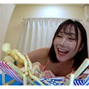【巨大娘】ビーチで遊んでいたら、突然巨大な水着女子が到来!?自分が遊ばれる側にな