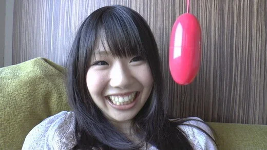 【完全個人撮影】ピュアな19歳が初めての潮吹きでビックリ!って言うか吹きすぎでレ
