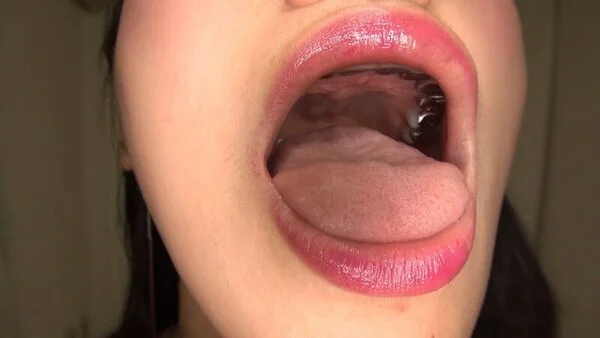 ほぼ全ての歯が治療済!謎の競泳水着美女 さなえ① FETK00489