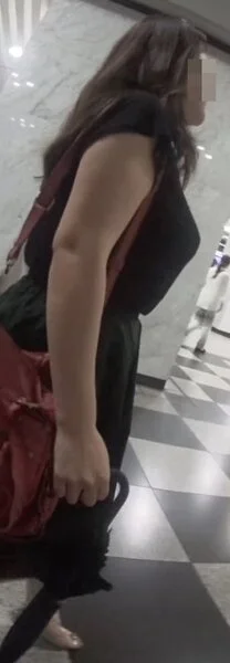 ダイアモンドミサイル乳な驚愕の突出ボイン美女OL!
