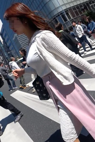 ダイアモンドニット爆乳な銀座美女!