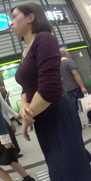 爆乳ロケット山脈乳!