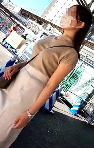 爆乳パイスラッシュが揺れる!超美女の爆乳に大興奮!