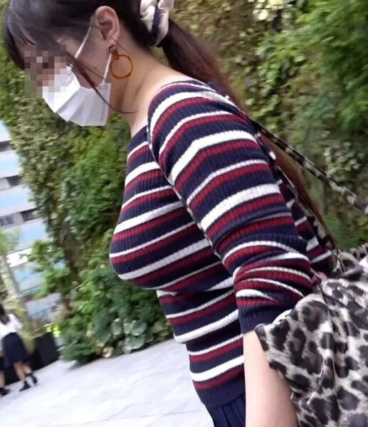 くびれ豪乳ニットモデルの超絶ボリューム乳に大興奮!