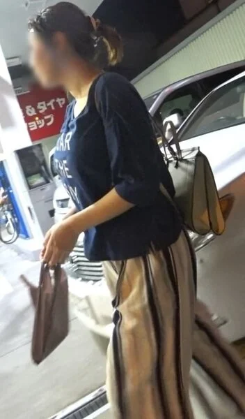 バズーカ爆揺れボインな美女お姉様のパイズリ乳!