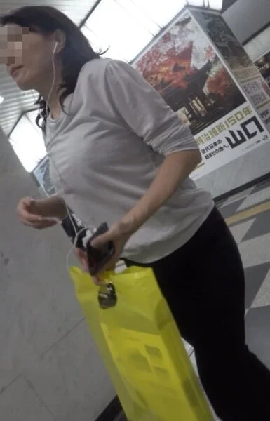伝説の超豪乳ボインな爆揺れる神揺れ美人OL様の逸材!