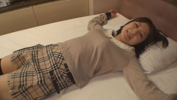 こちょこちょ族 アニメ声で悶絶娘 ゆり 私服編