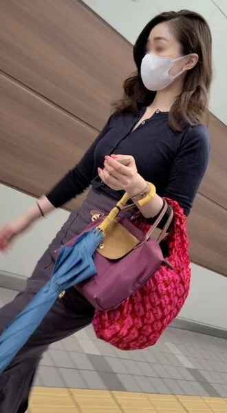 高嶺の薔薇!溢れ巨乳ボディな妖艶CAの魅惑の濃厚ボディ!