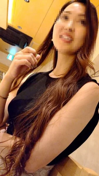 ナンパノースリーブロケット乳で雄を刺激する超豪乳美女!!