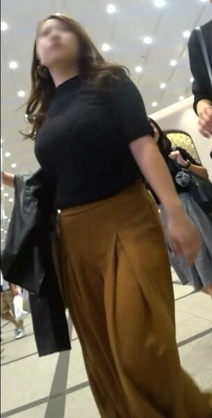 恵体ボディな爆乳豊満美女のフェロモン満点な破壊力乳