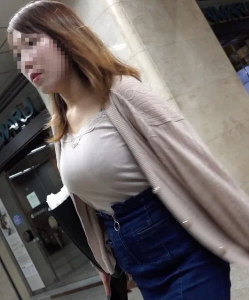 ミルク爆乳すぎるHカップがバインバインに揺れるギャル!