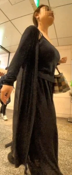 超爆乳メロン乳お姉様の降臨!