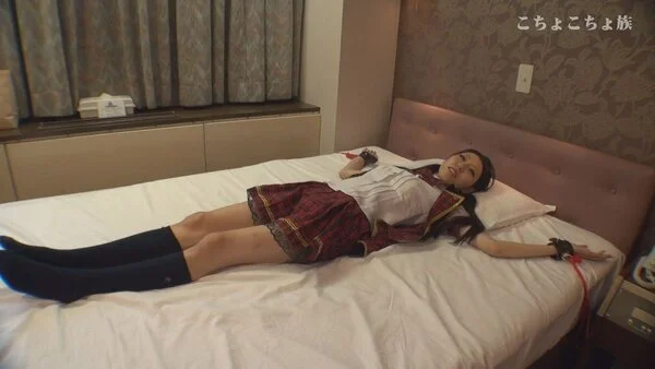 こちょこちょ族 黒髪ロング敏感娘の逆襲 あい AKB48制服編