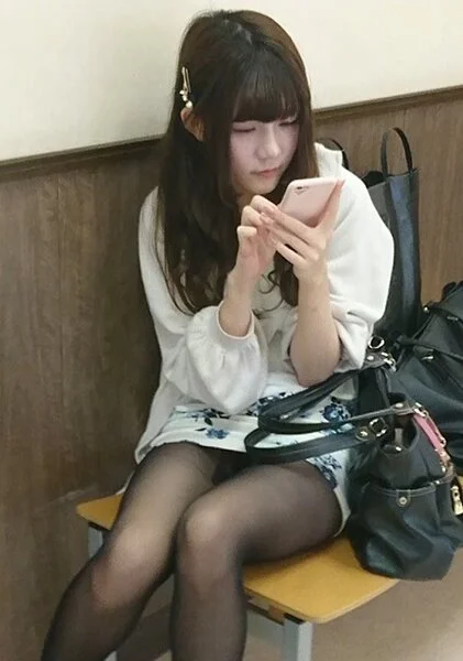 【逆さ撮り】モデルさん!?スタイル最強ww逆さ撮り!!
