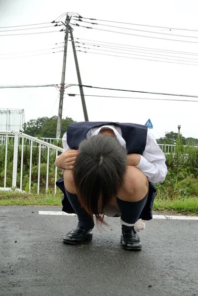 ◆素人投稿動画 黒髪ショートの●リっコを野外で■■■てやりました!file01