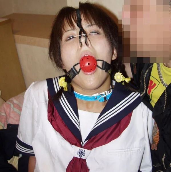 ◆素人投稿動画 服は要りません。どこでもすぐに裸になっちゃう露出大好き女子大生さ