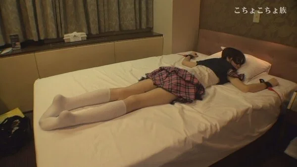こちょこちょ族 しっとり系スレンダー敏感娘 22歳 あみ AKB48制服編 その