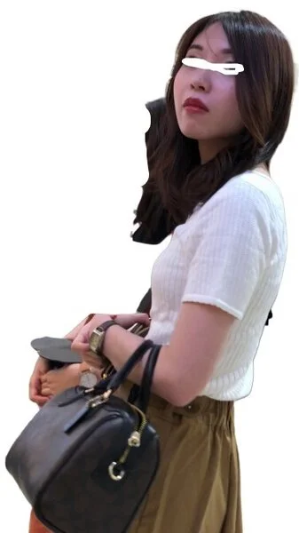 素人街撮り46 超美人JDさんのニットお○ぱい(二人組女子大生)