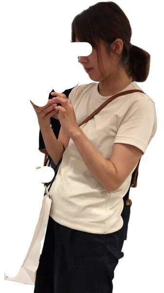 素人街撮り62 ポニーテールの美人若妻さま2人