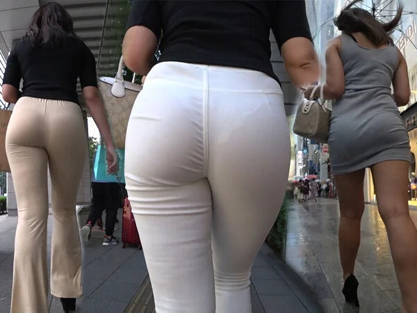 【着衣:フレアパンツ・ボディコン・白スキニー】激アツ美人秘書ちゃん曰く、流行追う