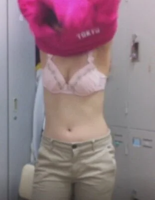 歯科衛生士の卵④ 実習生の着替え レナちゃん(22才)