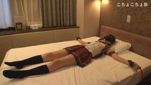 こちょこちょ族 喘ぎ声がエロい敏感ボディ美■■ ゆう 21歳 AKB制服編