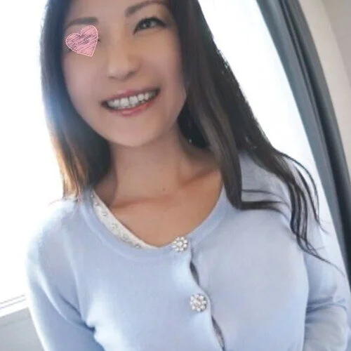 【個撮/都内妻】タイムセール常連のPTAマダム35歳が2児の母と思えぬ超美乳!し