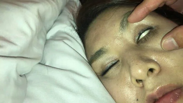 バイトに来た子の■■■■を眠らせてイタズラ ショウコ① KITR00219