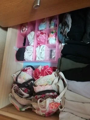 32歳、A子さん(真面目でおっとり系、普通の主婦)のタンスの中身