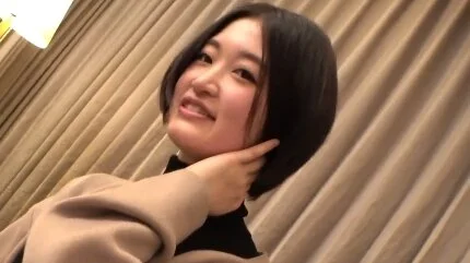 清楚で箱入り娘の25歳OLが婚約者がいるのに蕩けた顔で他人棒を貪る