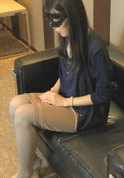 【グレータイツ】【足コキ射!】【清楚系】タイツ美女の足指を舐めつくす【めぐみ26