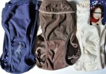 シェアメイトの彼女の下着観察
