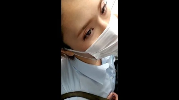 【乗車記録23】美人巨乳OLにお触りし放題!最後は尻コキ発射♪