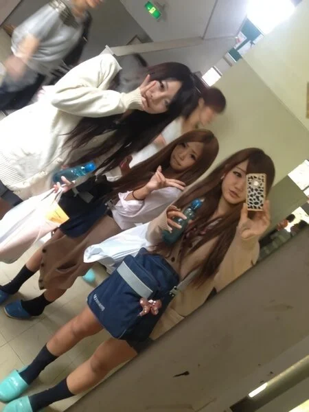 制服女子★02 校内はギャルの巣窟☆