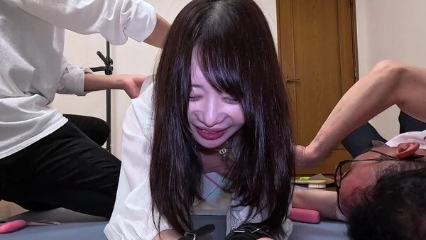 意外とくすぐり耐久性のあるお色気お嬢さんを快楽責めで堕としましたww(完全オリジ
