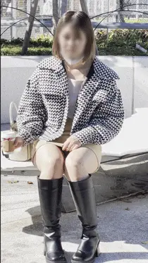 撮影バレ!公園にいたパンチラしそうなミニスカ見てたら自らスカート捲り上げてきた痴