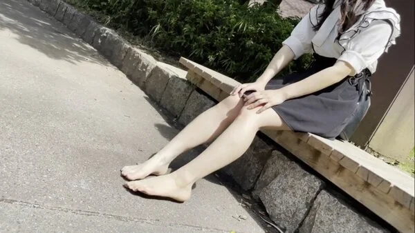 【完全裸足】第34弾!裸足で残暑の街中を歩く量産型女子 part1