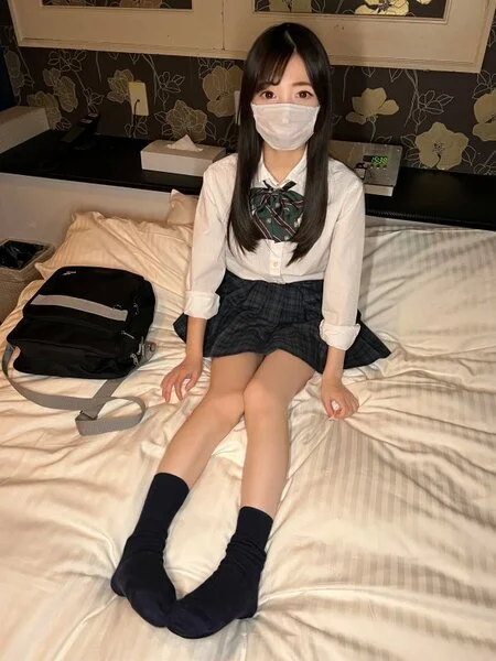 【個人撮影】小柄な黒髪の美小女(ことねちゃん)とP活_プニマン女子の中出し映像流